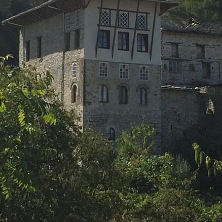 Konaku Guest House Gjirokastër Екстериор снимка