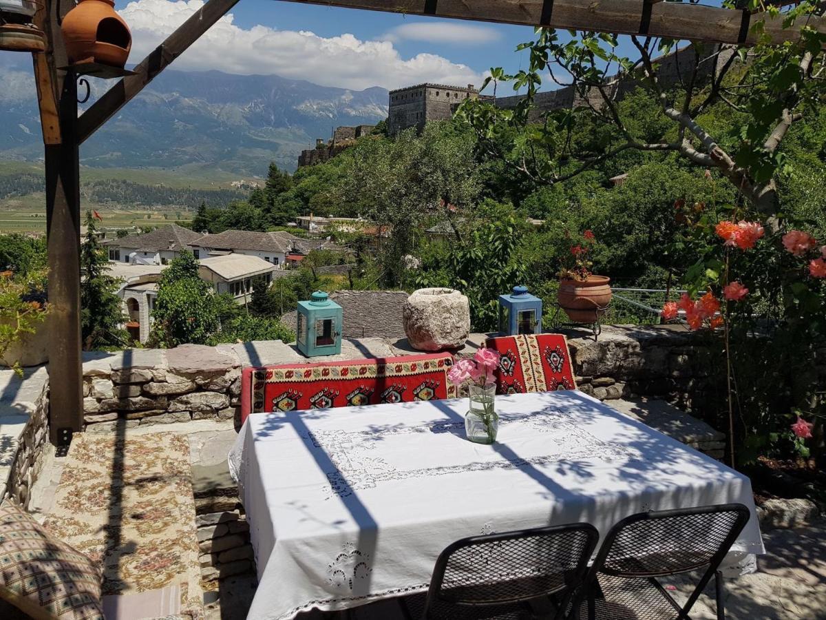 Konaku Guest House Gjirokastër Екстериор снимка