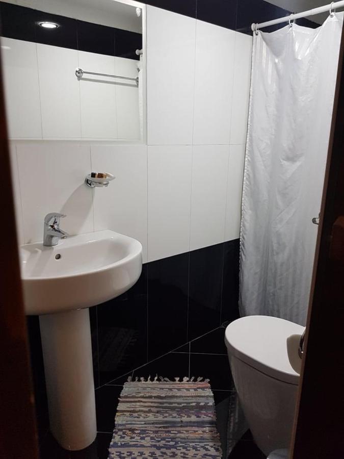 Konaku Guest House Gjirokastër Екстериор снимка