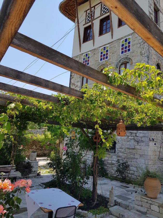 Konaku Guest House Gjirokastër Екстериор снимка